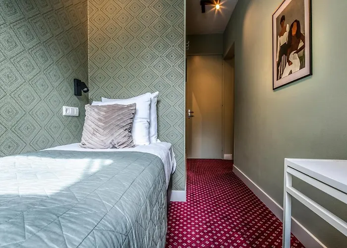 아틀란티스 호텔 3*