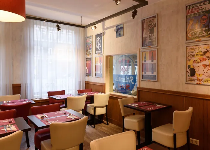 호텔 아틀란티스 3*