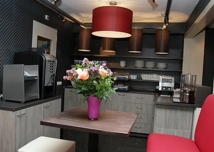 아틀란티스 호텔 3*